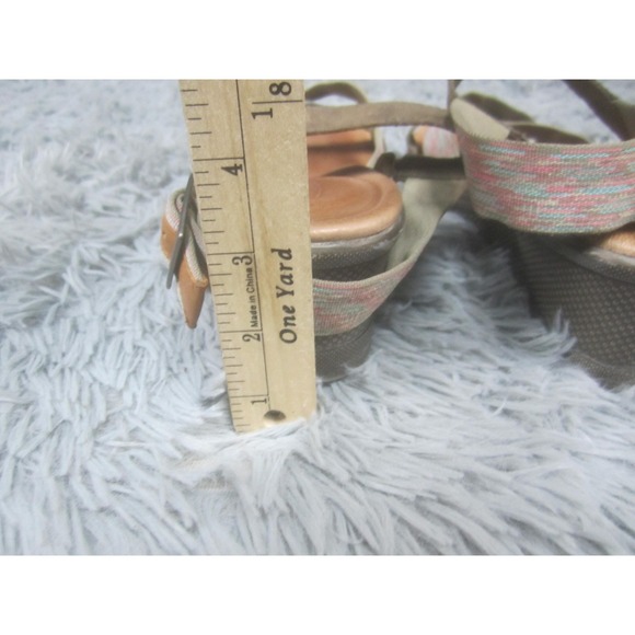 KEEN Shoes Womens Size 8.5 Brown Multicolor Strappy Wedge Sandals Buckle Comfort - Picture 6 of 9